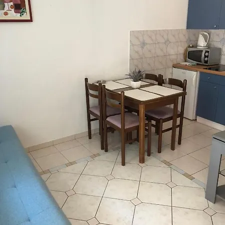 Center With Terrace Apartment *